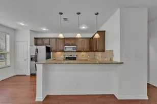 950 Henderson St, Fort Worth, TX 76102 - Photo 17
