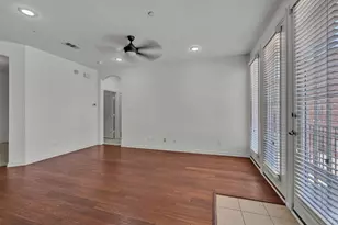 950 Henderson St, Fort Worth, TX 76102 - Photo 13