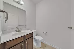 950 Henderson St, Fort Worth, TX 76102 - Photo 9
