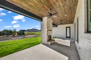 740 Burr Oak Ln, Weatherford, TX 76085 - Photo 9