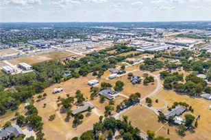 2406 Co Rd 852, McKinney, TX 75071 - Photo 33