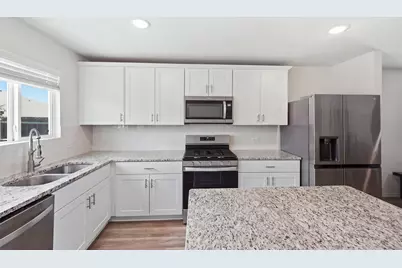 16028 Crews Avenue, Haslet, TX 76052 - Photo 13