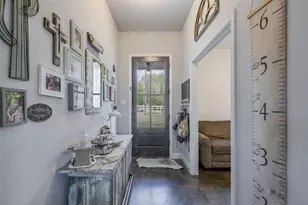 161 Laurie Ln, Waxahachie, TX 75165 - Photo 3