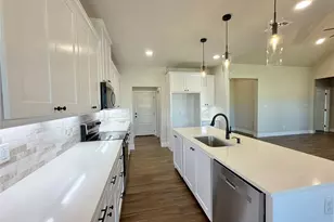 1013 Sabrina Ct, Weatherford, TX 76085 - Photo 13