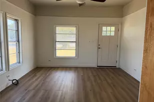503 E Main St, Decatur, TX 76234 - Photo 3