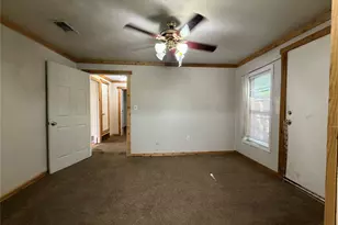 503 E Main St, Decatur, TX 76234 - Photo 13