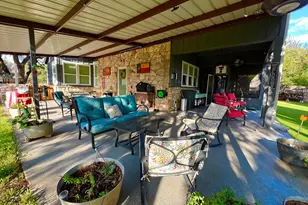 212 Quiten Ln, Possum Kingdom Lake, TX 76450 - Photo 5