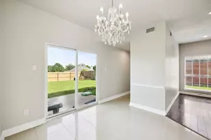 344 Parkview Dr, Hurst, TX 76053 - Photo 13