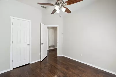 344 Parkview Drive, Hurst, TX 76053 - Photo 17
