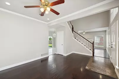 344 Parkview Drive, Hurst, TX 76053 - Photo 5