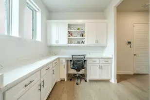1518 Viridian Park Ln, Arlington, TX 76005 - Photo 23