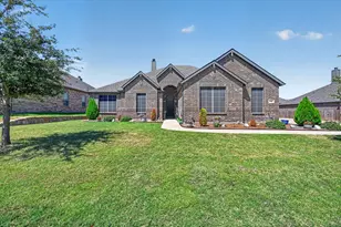 1940 Silver Falls Dr, Burleson, TX 76028 - Photo 1