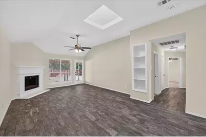 1137 Darren Drive, Burleson, TX 76028 - Photo 3