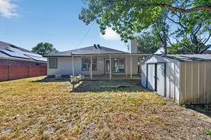 1137 Darren Dr, Burleson, TX 76028 - Photo 25