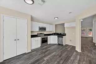 1137 Darren Dr, Burleson, TX 76028 - Photo 7