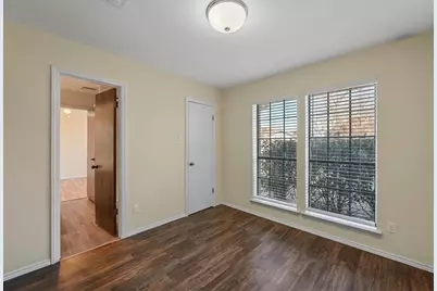 8721 Hidden Hill Drive, Fort Worth, TX 76179 - Photo 11