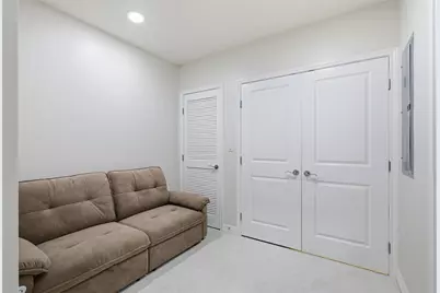 500 Throckmorton Street #2111, Fort Worth, TX 76102 - Photo 13