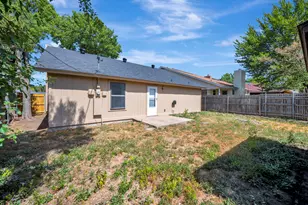 4210 Meadow Park Dr, Arlington, TX 76017 - Photo 35