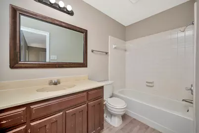 4210 Meadow Park Drive, Arlington, TX 76017 - Photo 19