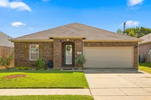 632 Montgomery Dr, Lake Dallas, TX 75065 - Photo 1