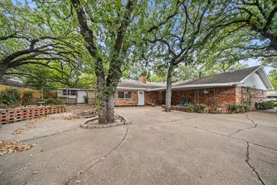 1809 Glenbrook Drive, Irving, TX 75061 - Photo 1