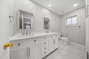 1809 Glenbrook Dr, Irving, TX 75061 - Photo 21