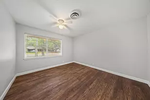 1809 Glenbrook Dr, Irving, TX 75061 - Photo 31