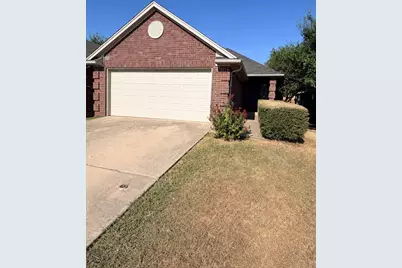 729 Stribling Circle, Azle, TX 76020 - Photo 1