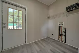 142 Vz County Rd 4830, Ben Wheeler, TX 75754 - Photo 25