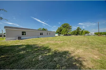 142 Vz County Road 4830, Ben Wheeler, TX 75754 - Photo 5