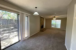 5601 Hearthwood Ct, Arlington, TX 76016 - Photo 5