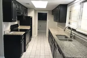 4009 Azalea Ln, Garland, TX 75043 - Photo 7