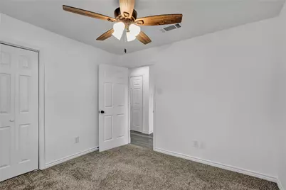 5504 James Avenue, Fort Worth, TX 76115 - Photo 7