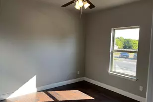 4340 M Ave, Fort Worth, TX 76105 - Photo 9