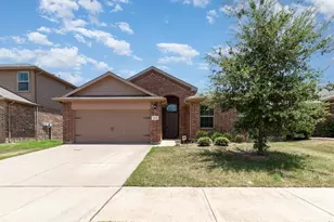 1629 Milledge Rd, Fort Worth, TX 76120 - Photo 1