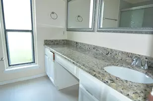 210 W Apollo Rd, Garland, TX 75040 - Photo 19