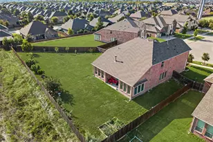 10011 Sovereign Dr, Frisco, TX 75035 - Photo 3