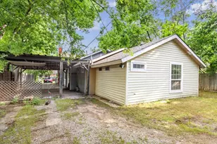 1010 E Cherry St, Sherman, TX 75090 - Photo 23