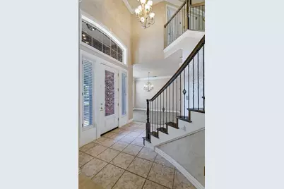865 Thomas Crossing Drive, Fort Worth, TX 76028 - Photo 7