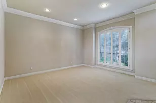 865 Thomas Crossing Dr, Fort Worth, TX 76028 - Photo 9