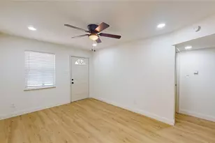 614 W Heard St, Cleburne, TX 76033 - Photo 3