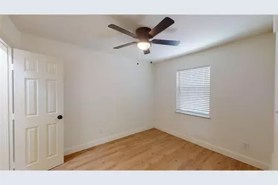 614 W Heard Street #8, Cleburne, TX 76033 - Photo 7