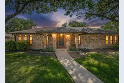 528 Edmonds Way, DeSoto, TX 75115 - Photo 1