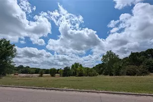 1800 W Crawford St, Denison, TX 75020 - Photo 1