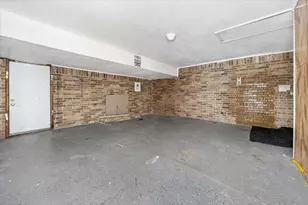 1822 Glouchester Dr, Garland, TX 75044 - Photo 9