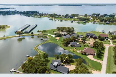 708 Clear Water Court, Corsicana, TX 75109 - Photo 39