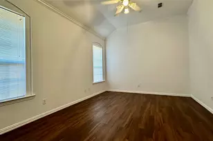 808 Pinnacle Cir, Lewisville, TX 75077 - Photo 15