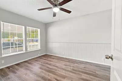 904 Bales Street, Cleburne, TX 76033 - Photo 17