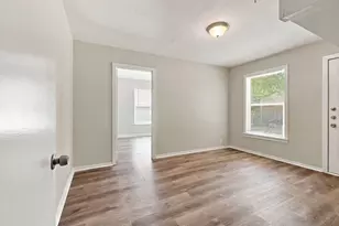 904 Bales St, Cleburne, TX 76033 - Photo 27