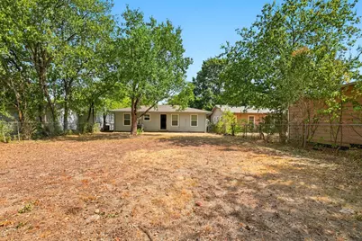 904 Bales Street, Cleburne, TX 76033 - Photo 37